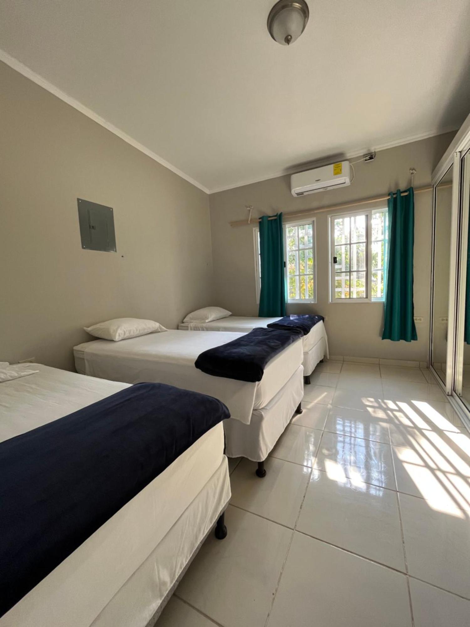 Mangohosting Hotel Comayagua Buitenkant foto